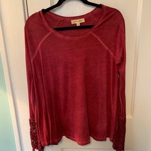 Black Swan long sleeve tee